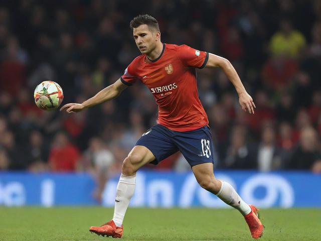 九游体育_ 法甲战术创新频繁，精彩瞬间不断出现，法甲身体对抗