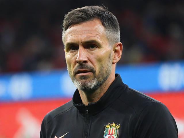 九游体育官网_ 德甲决战，教练点评关键战术，九游游戏中心官方网站