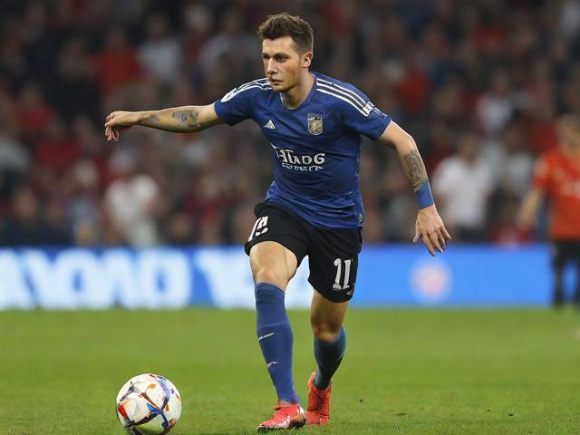 九游体育官网_ 德甲创新战术带来精彩比赛，场上亮点纷呈，九游游戏中心百度百科