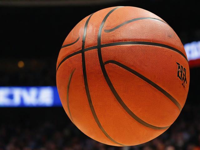 “九游app_ 历史经典：百年篮球的伟大时刻不容错过”，篮球有一百多年的历史了