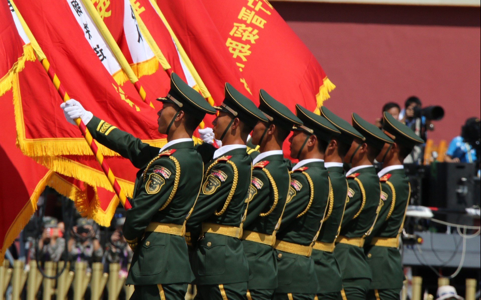 火箭开展篮球+编程双育营,吸引STEM家庭群体,火箭 篮球