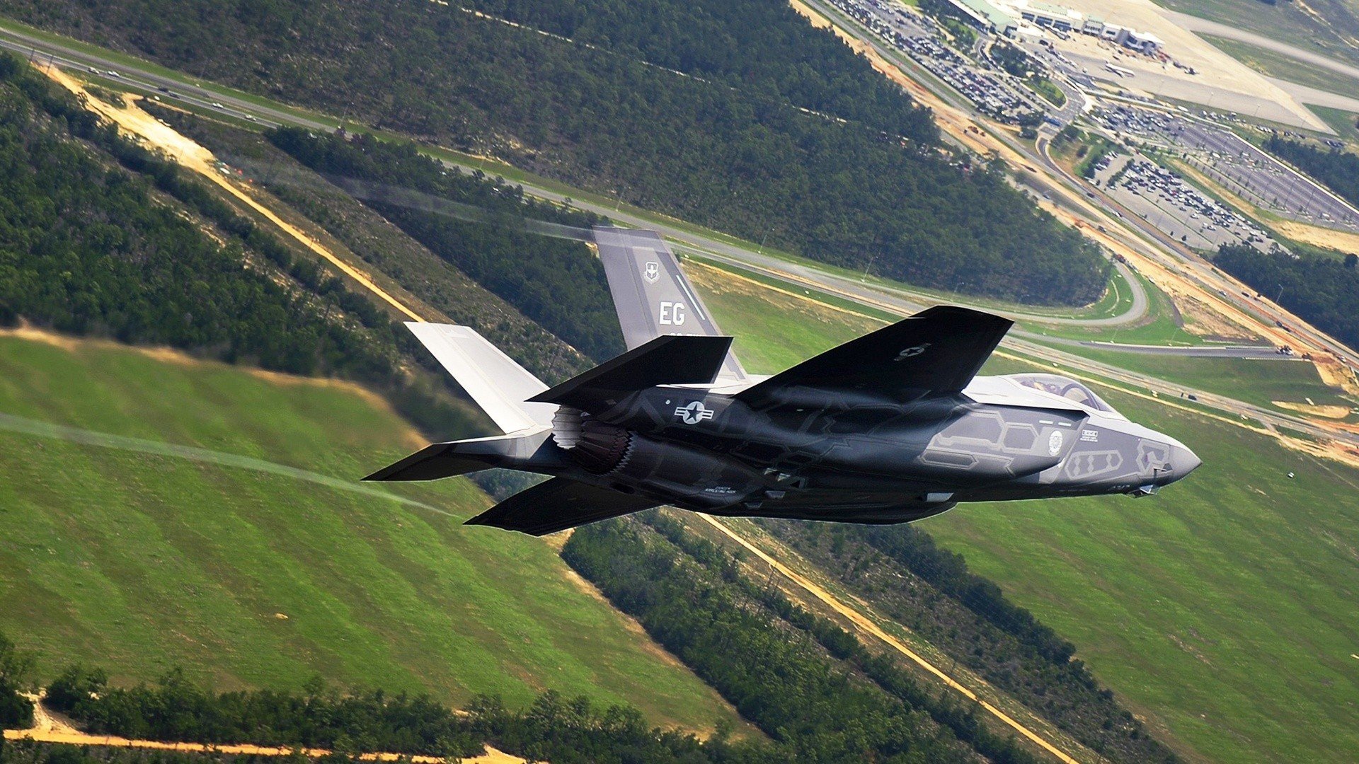 AC米兰凭借绝杀逆转那不勒斯，客场表现强势扭转战局，ac米兰不敌那不勒斯 落后榜首9分