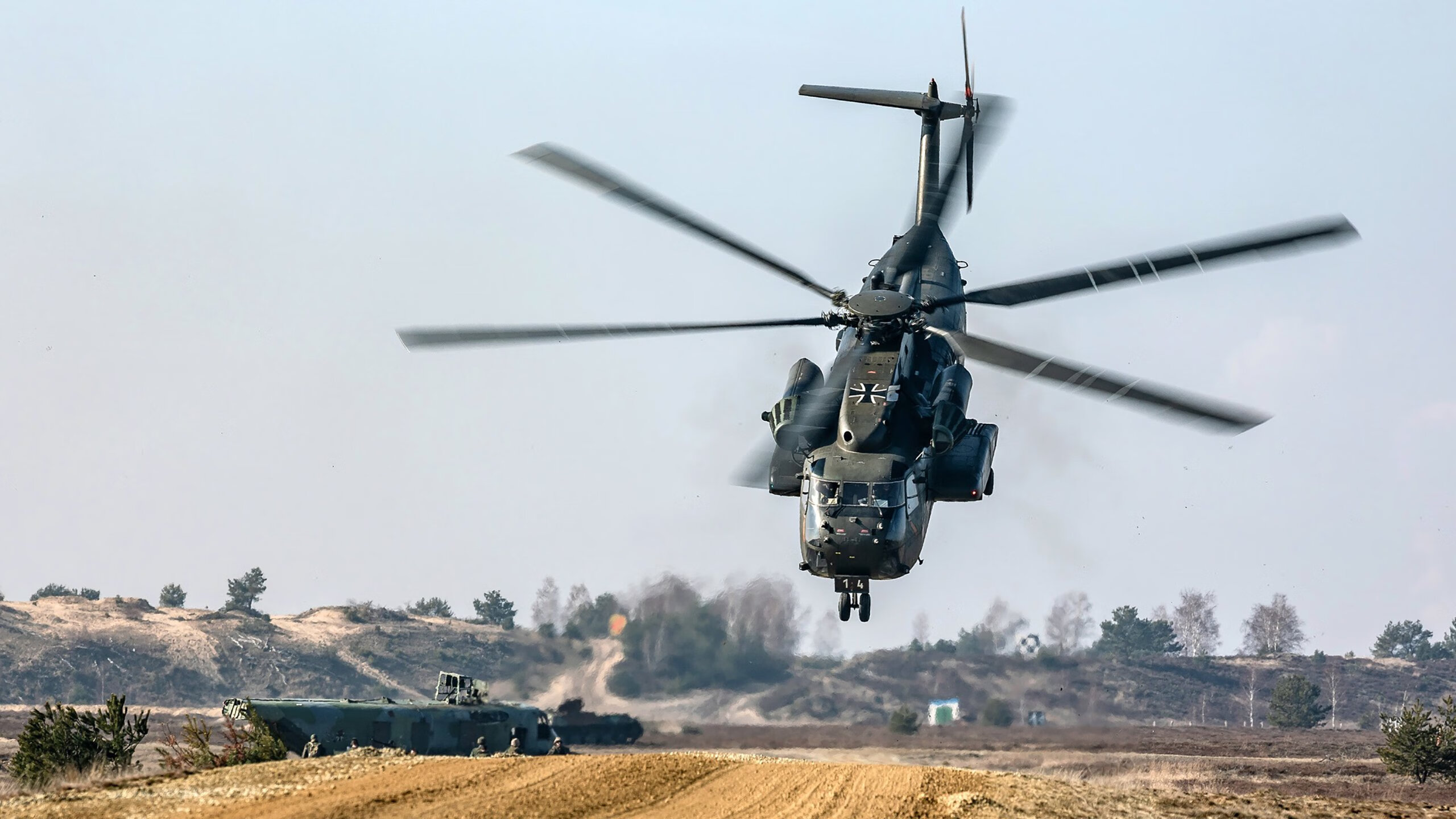 广州队惊险战胜北京首钢，焦泊乔贡献关键封盖