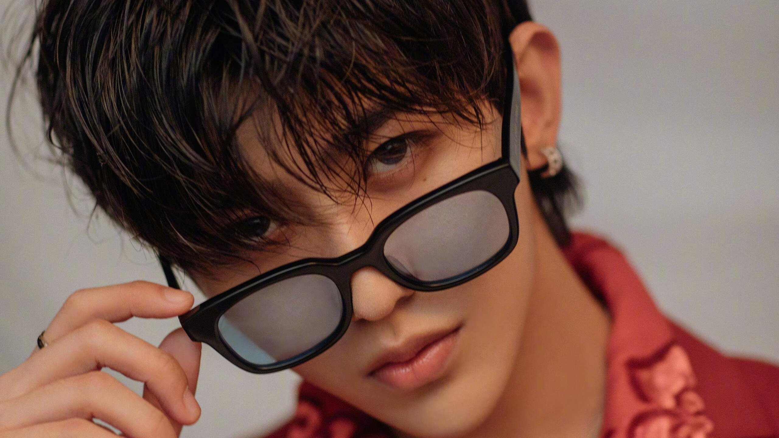 国王新赛季主题曲由知名艺人特别制作，国王新赛季球衣